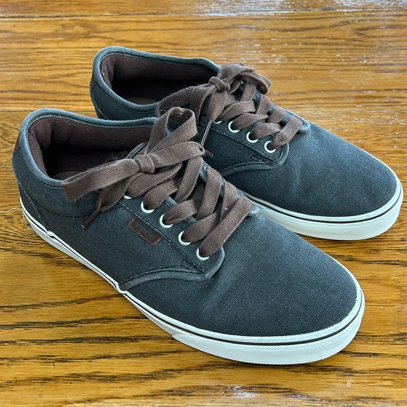 Vans UltraCush gray sneakers with brown leather trim.  Men’s Size 9.5. - Picture 1 of 14